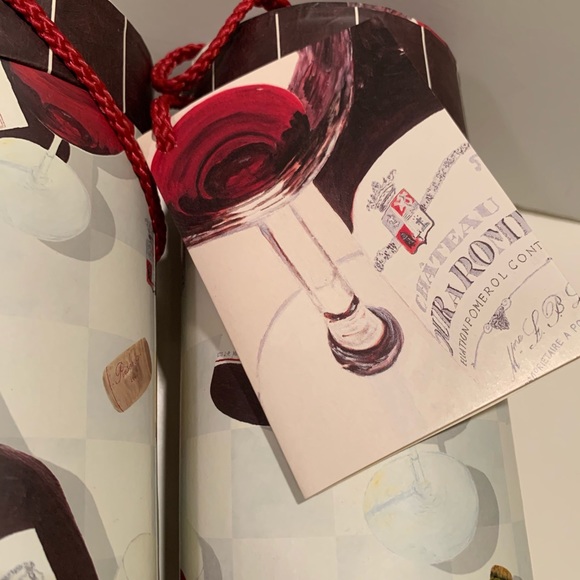 NWT SET OF 2 WINE BOTTLE GIFT CONTAINERS. - Picture 7 of 9